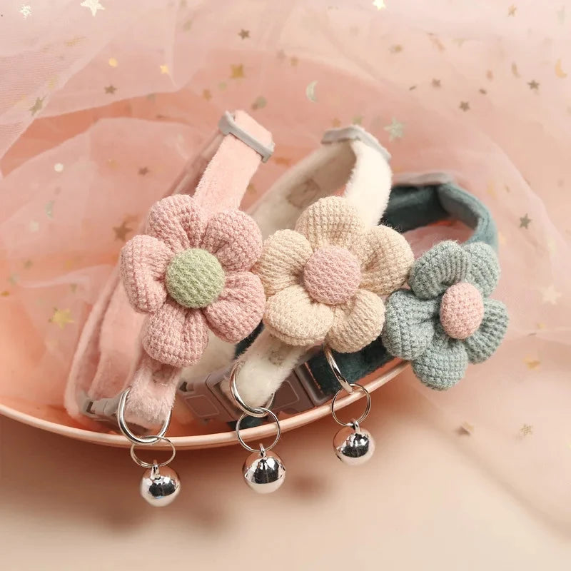 Petslova™ Cat Collar with Cute Flower